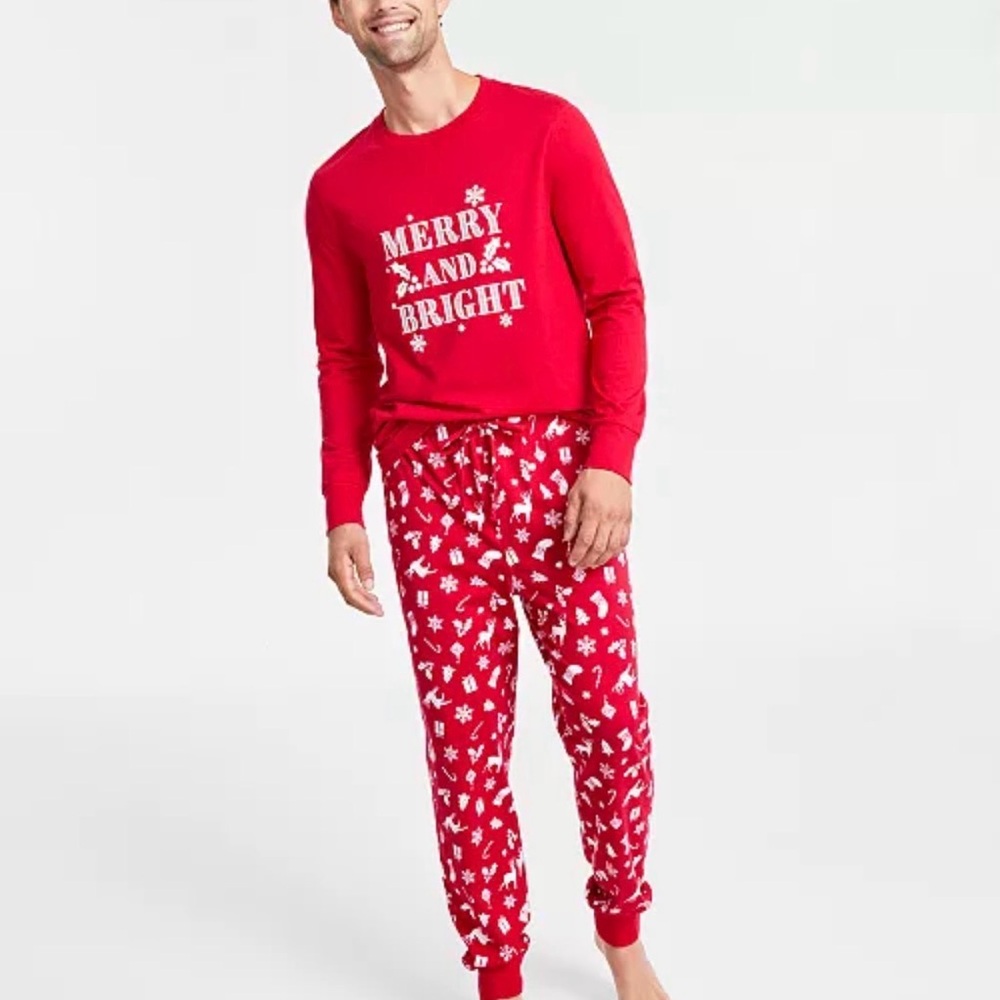 Family Pajamas
Matching Men's Mix It Merry & Bright Pajamas Set Red Size XL